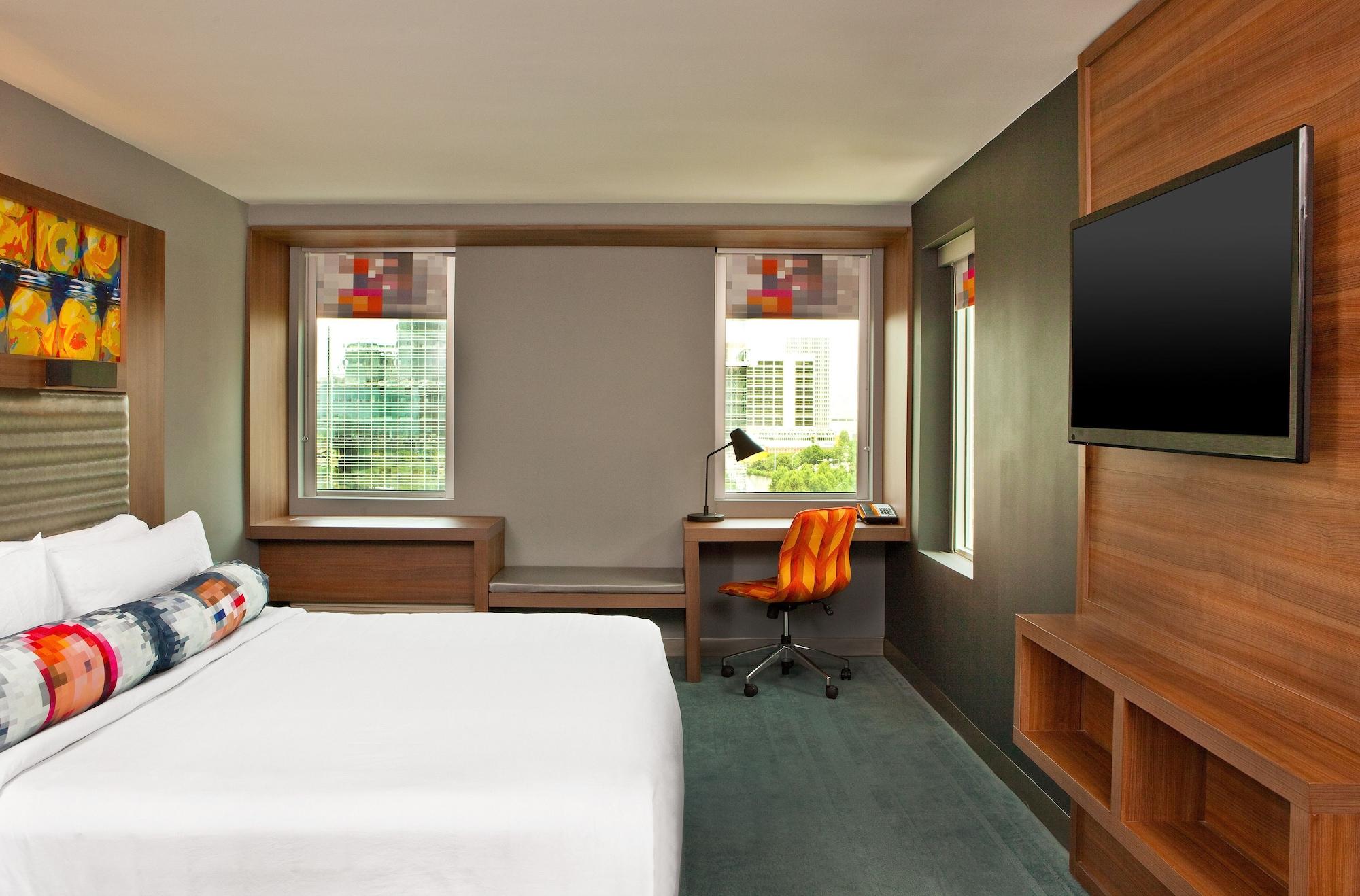 Aloft Downtown Hotel
