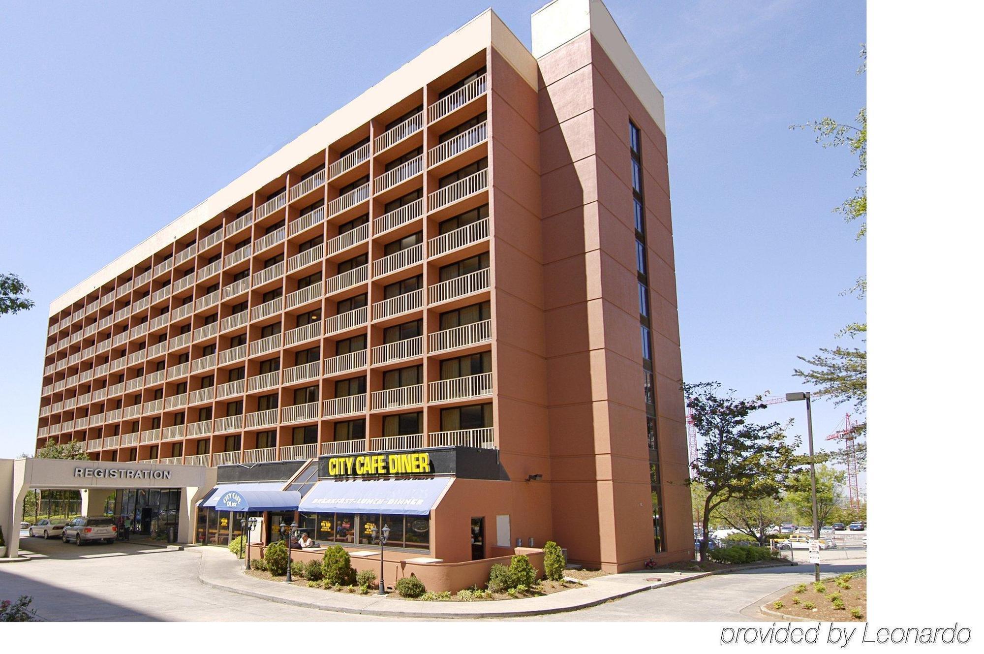 Aloft Downtown Hotel