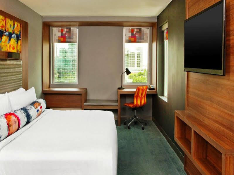 Aloft Downtown 4*